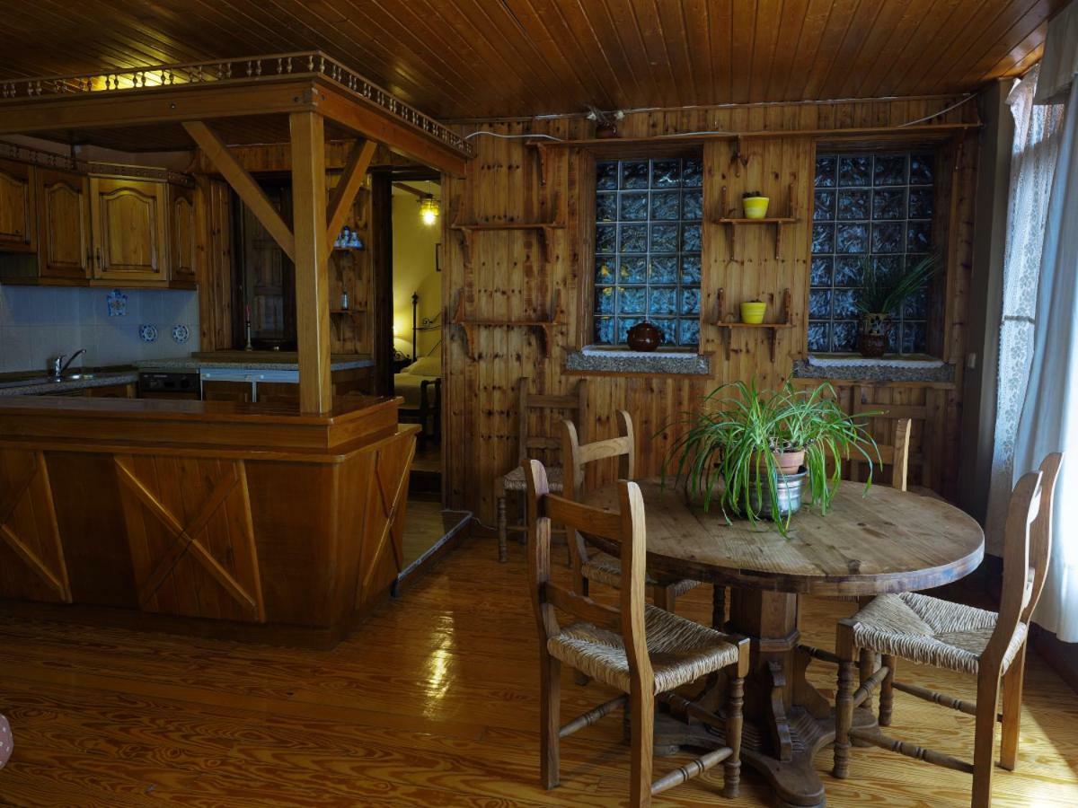 Hospedium Hostal Almanzor Наваредонда де Гредос Екстериор снимка